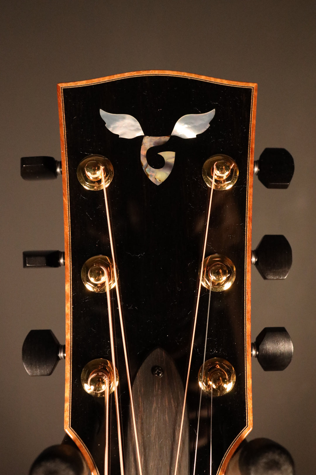 Goodall Concert Jumbo - German Spruce/East Indian Rosewood (NEW)