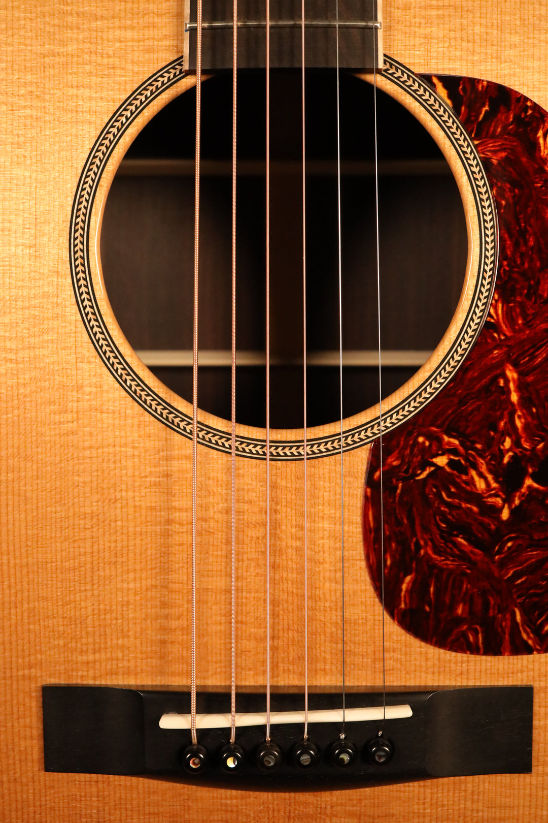 Huss and Dalton D-RH Custom - Thermo-Cured Sitka Spruce/Indian Rosewood (NEW)