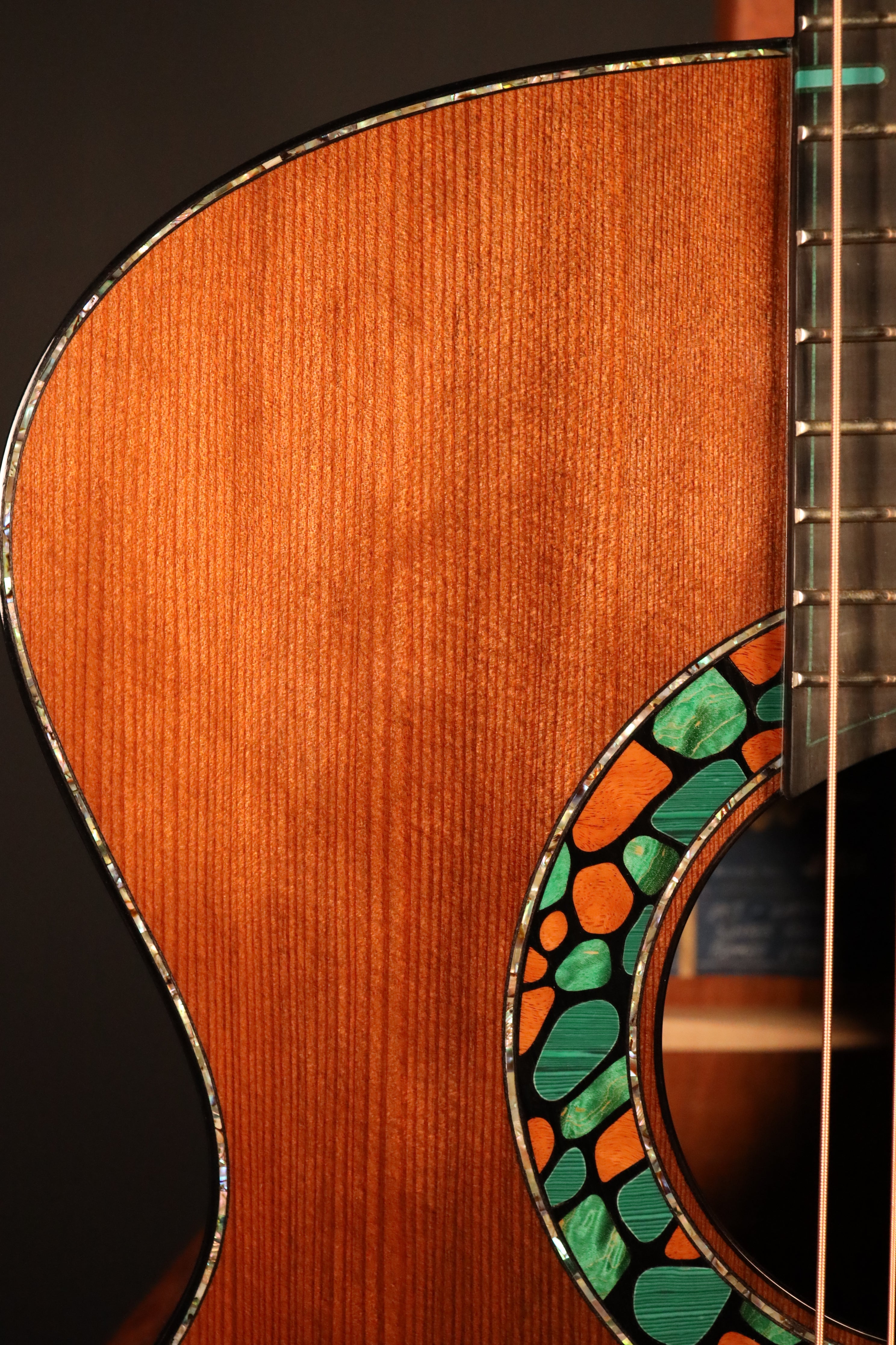 Hozen Blue Label MJ - Torrified Sinker Redwood/Lychee (NEW