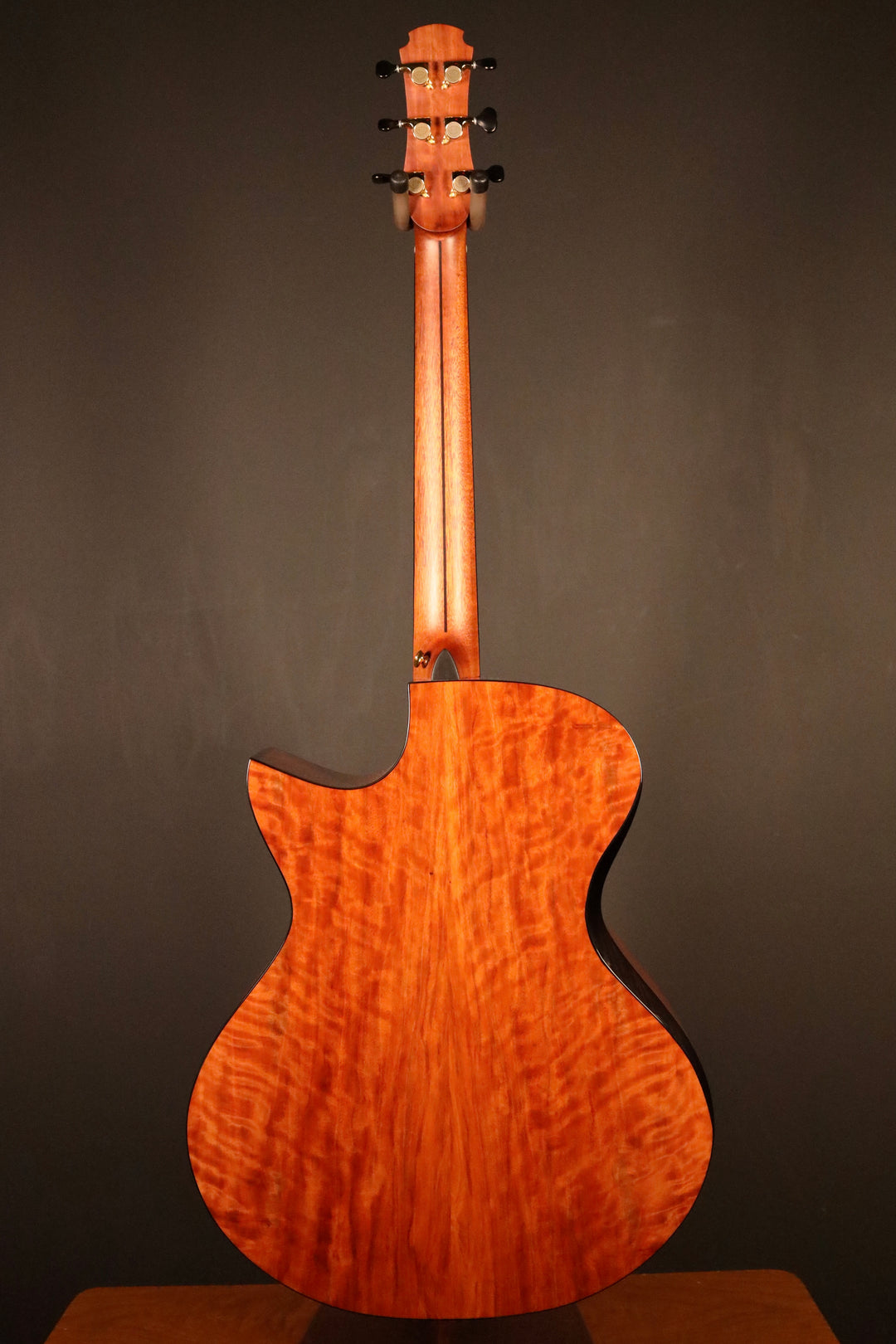 Hozen Blue Label MJ - Torrified Sinker Redwood/Lychee (NEW)