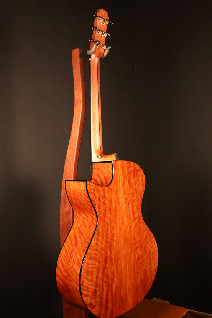 Hozen Blue Label MJ - Torrified Sinker Redwood/Lychee (NEW)