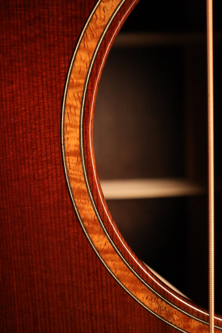 Huss and Dalton DS Custom - Trestle Redwood/African Blackwood (2023)