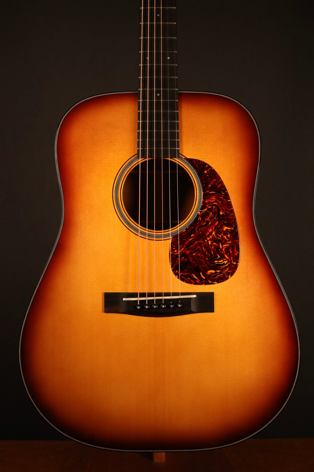 Huss and Dalton TD-M Custom - Sitka Spruce/Fiddleback Mahogany (NEW)