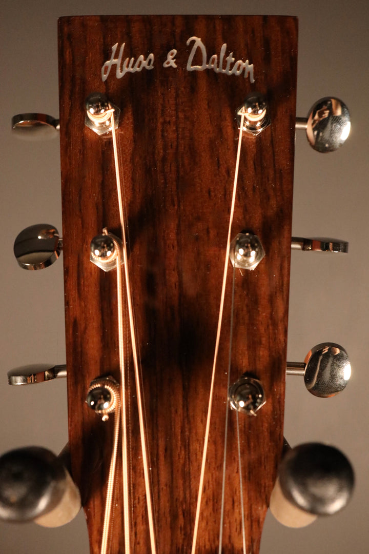 Huss and Dalton TD-M Custom - Sitka Spruce/Fiddleback Mahogany (NEW)