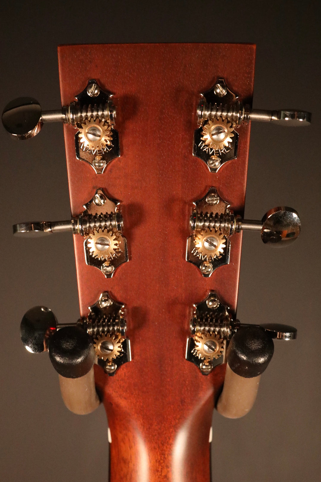 Huss and Dalton TD-M Custom - Sitka Spruce/Fiddleback Mahogany (NEW)