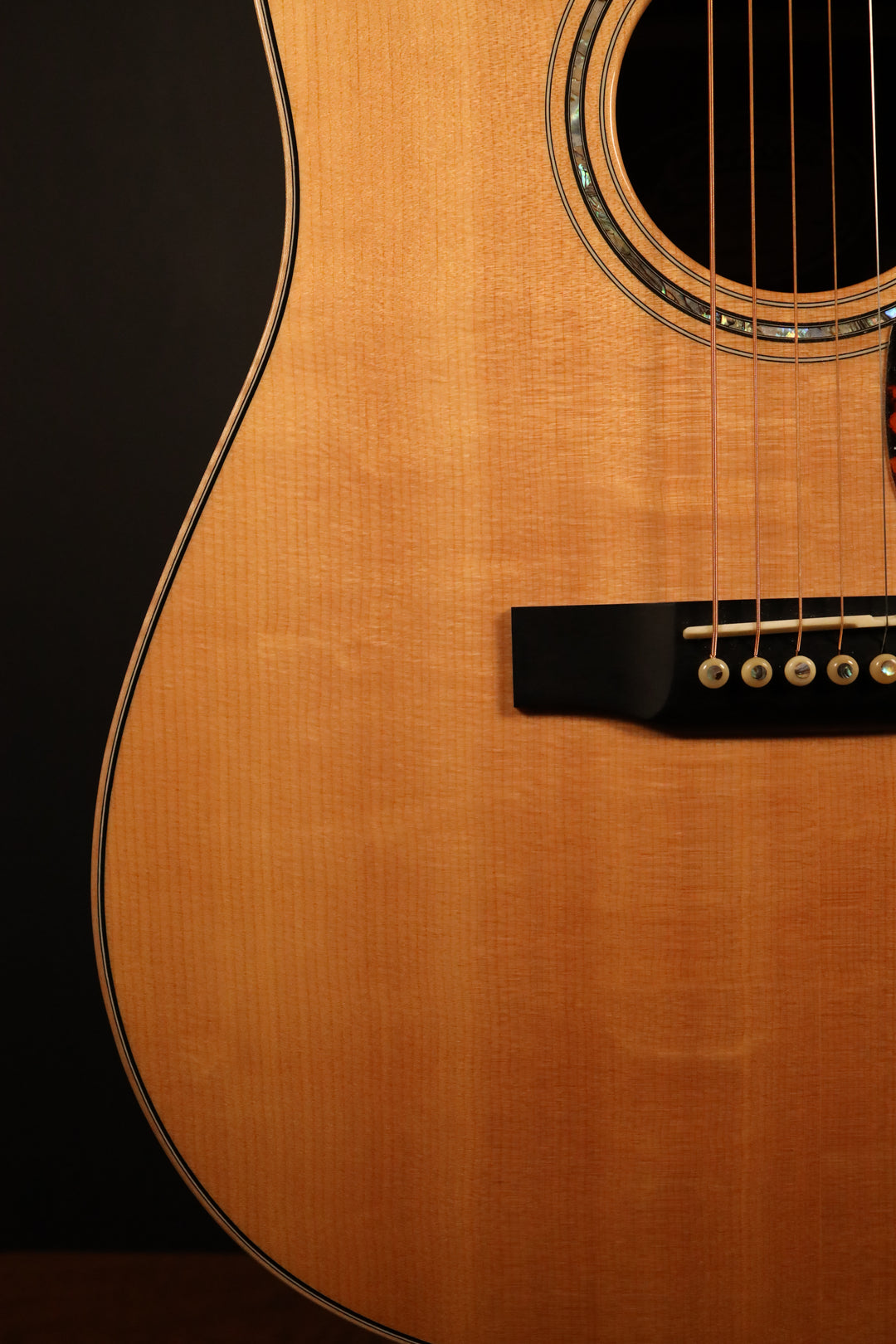 Larrivee D-09 Custom - Sitka Spruce/Walnut (2014)