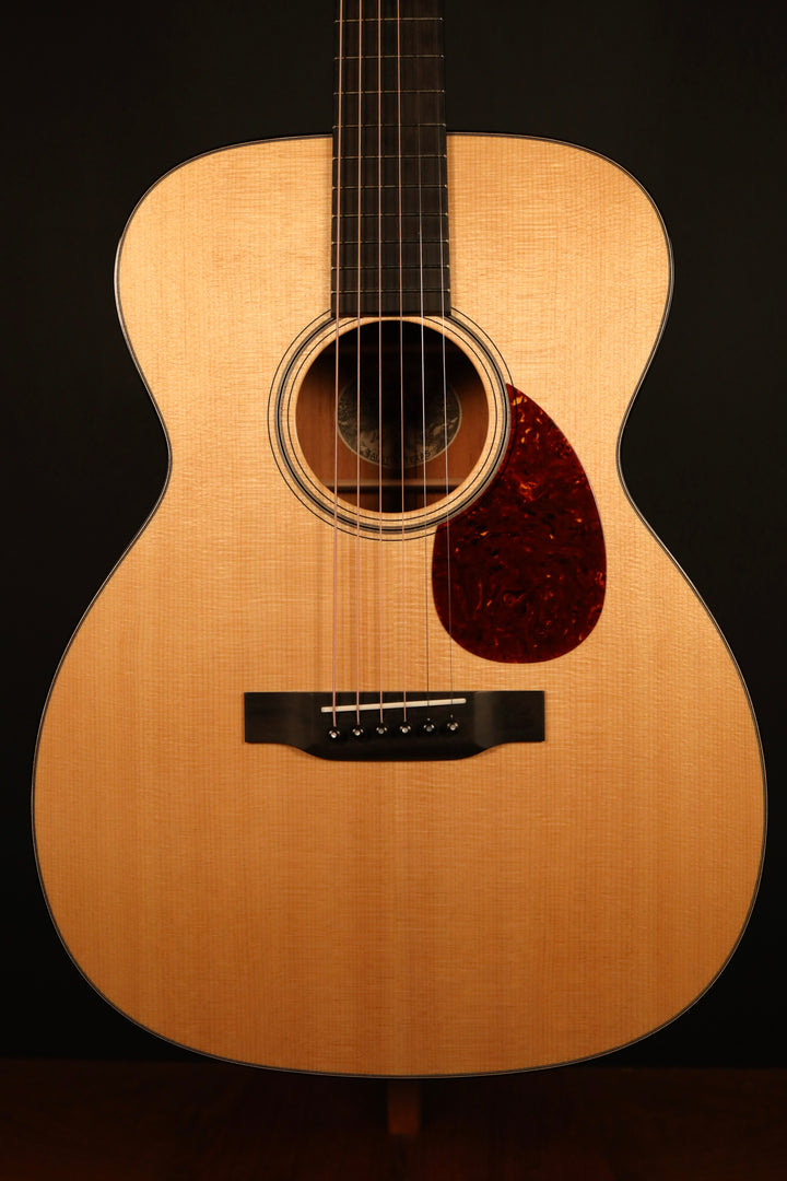 Collings OM-1 VN - Sitka Spruce/Honduran Mahogany (2024)