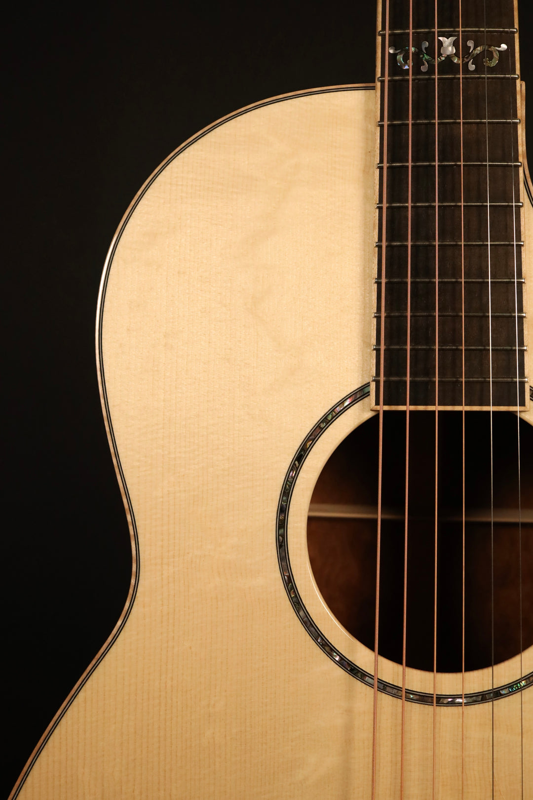 Huss and Dalton CM 12-Fret Cutaway Custom - Bearclaw Italian Spruce/Quilted Sapele (NEW)