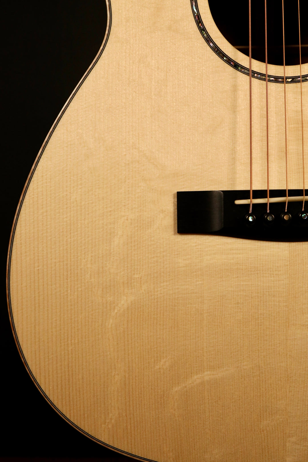 Huss and Dalton CM 12-Fret Cutaway Custom - Bearclaw Italian Spruce/Quilted Sapele (NEW)