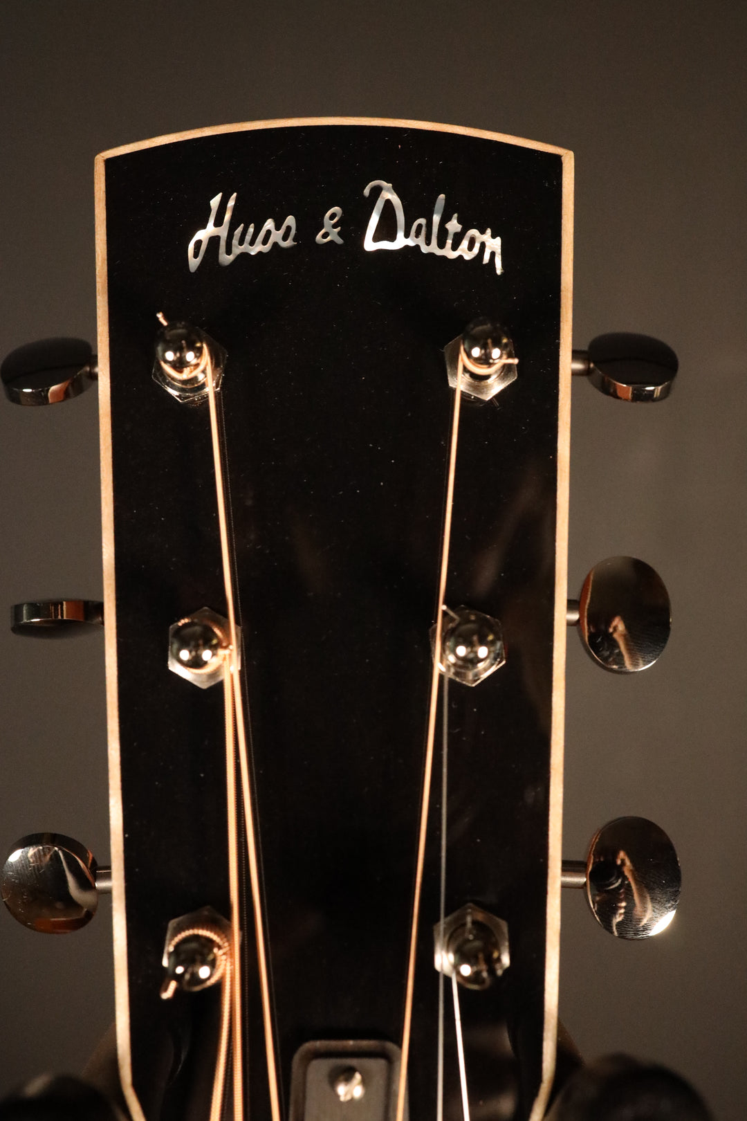 Huss and Dalton CM 12-Fret Cutaway Custom - Bearclaw Italian Spruce/Quilted Sapele (NEW)