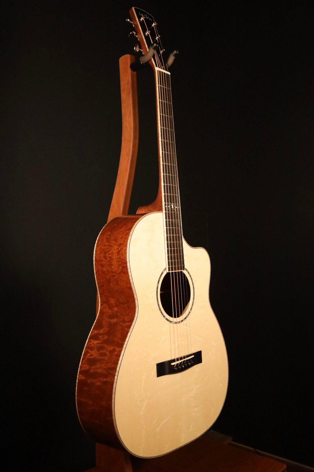 Huss and Dalton CM 12-Fret Cutaway Custom - Bearclaw Italian Spruce/Quilted Sapele (NEW)