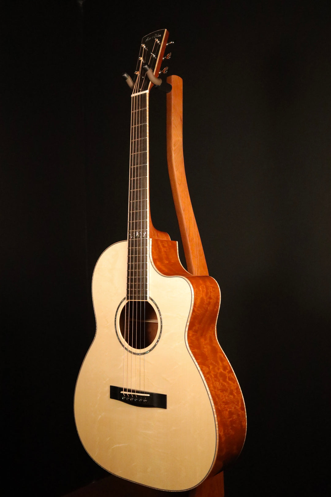 Huss and Dalton CM 12-Fret Cutaway Custom - Bearclaw Italian Spruce/Quilted Sapele (NEW)