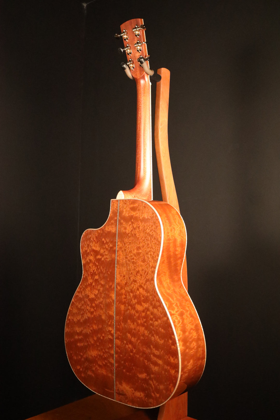 Huss and Dalton CM 12-Fret Cutaway Custom - Bearclaw Italian Spruce/Quilted Sapele (NEW)