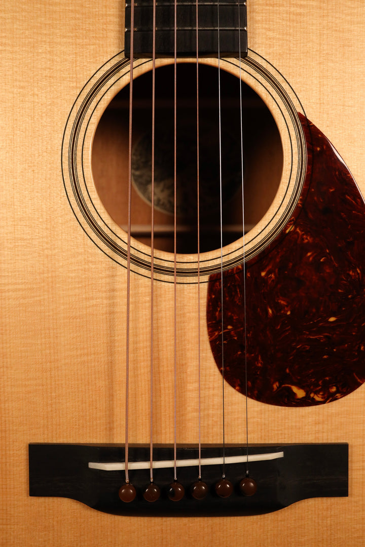 Collings 01 T S - Sitka Spruce/Mahogany (NEW)