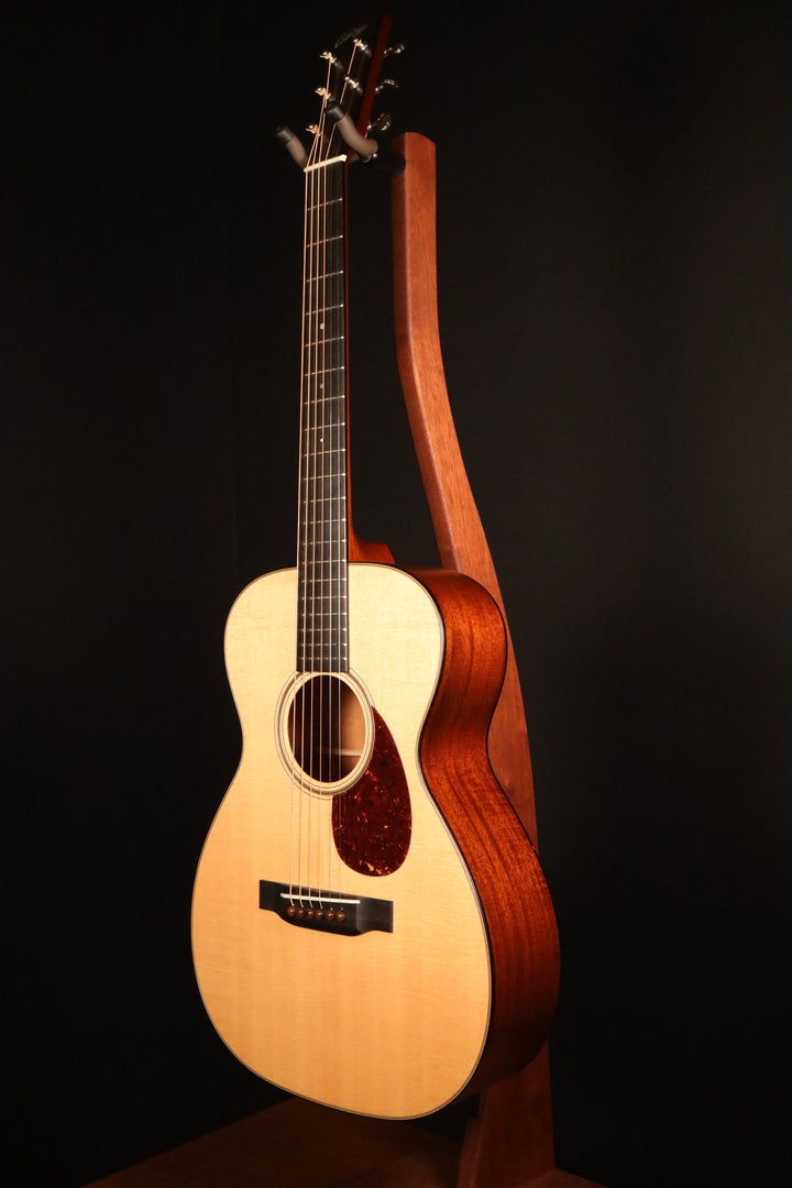 Collings 01 T S - Sitka Spruce/Mahogany (NEW)