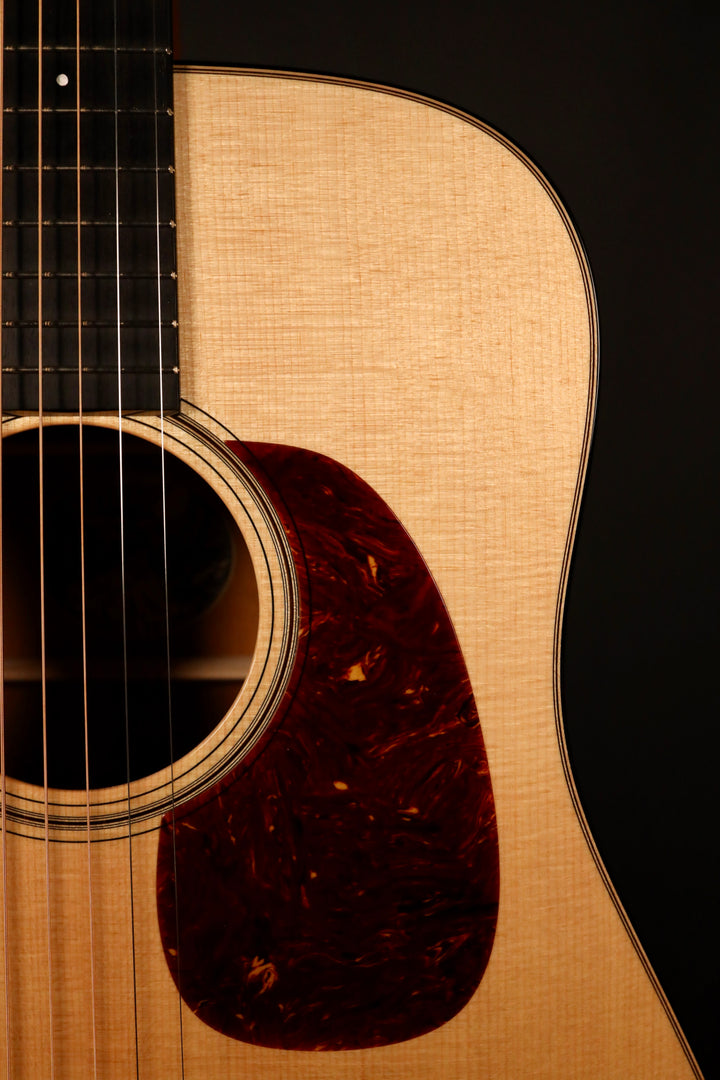 Collings D1 T - Sitka Spruce/Mahogany (NEW)