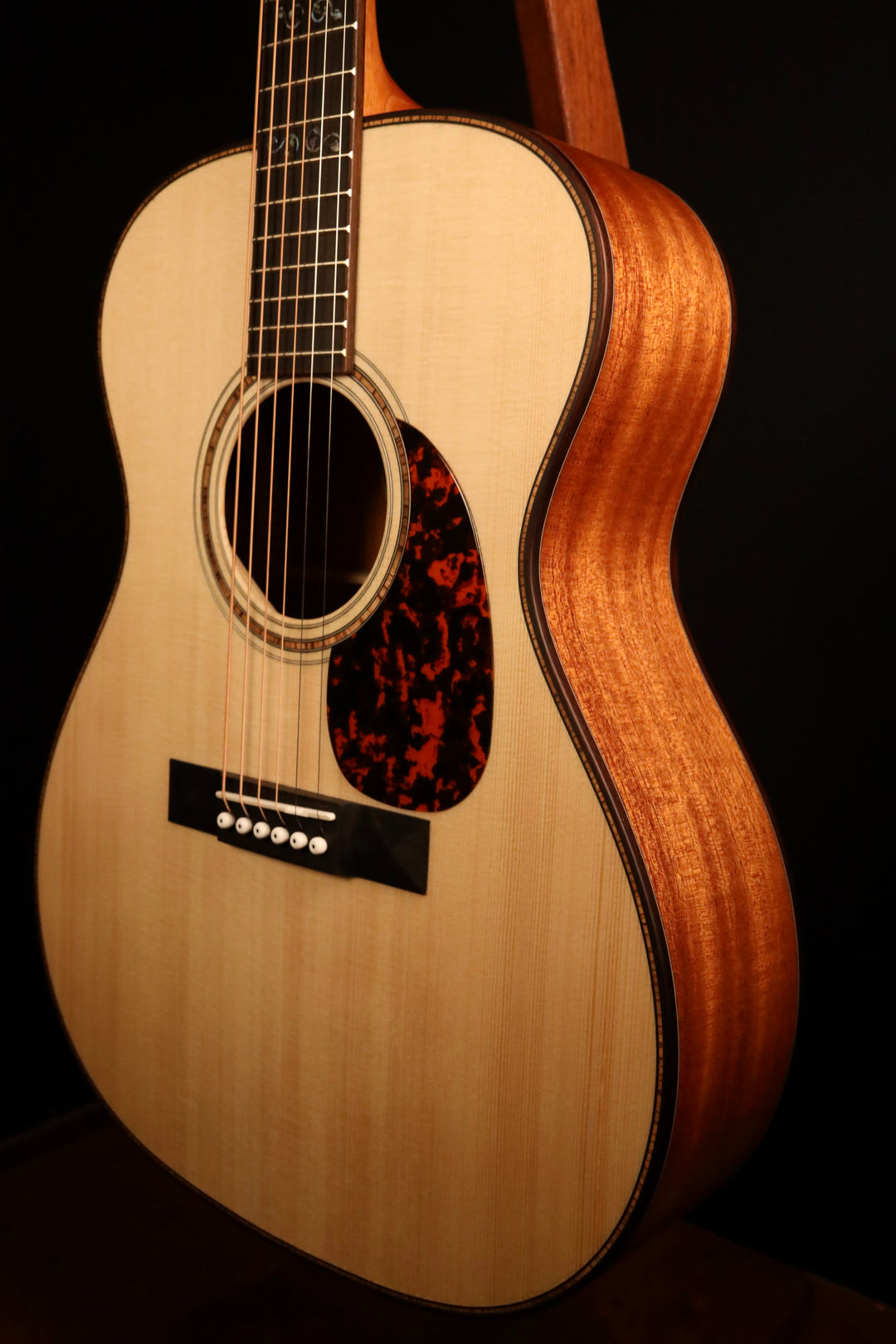 Larrivee OM-24 Mahogany Custom - Adirondack Spruce/Mahogany (NEW)