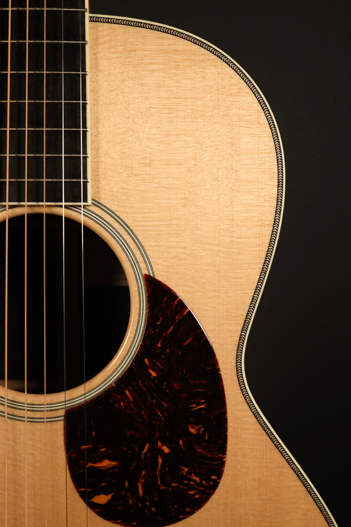 Santa Cruz Founder Collection 000 - Sitka Spruce/Indian Rosewood (NEW) with LR Baggs Hi-Fi Duet Pickup