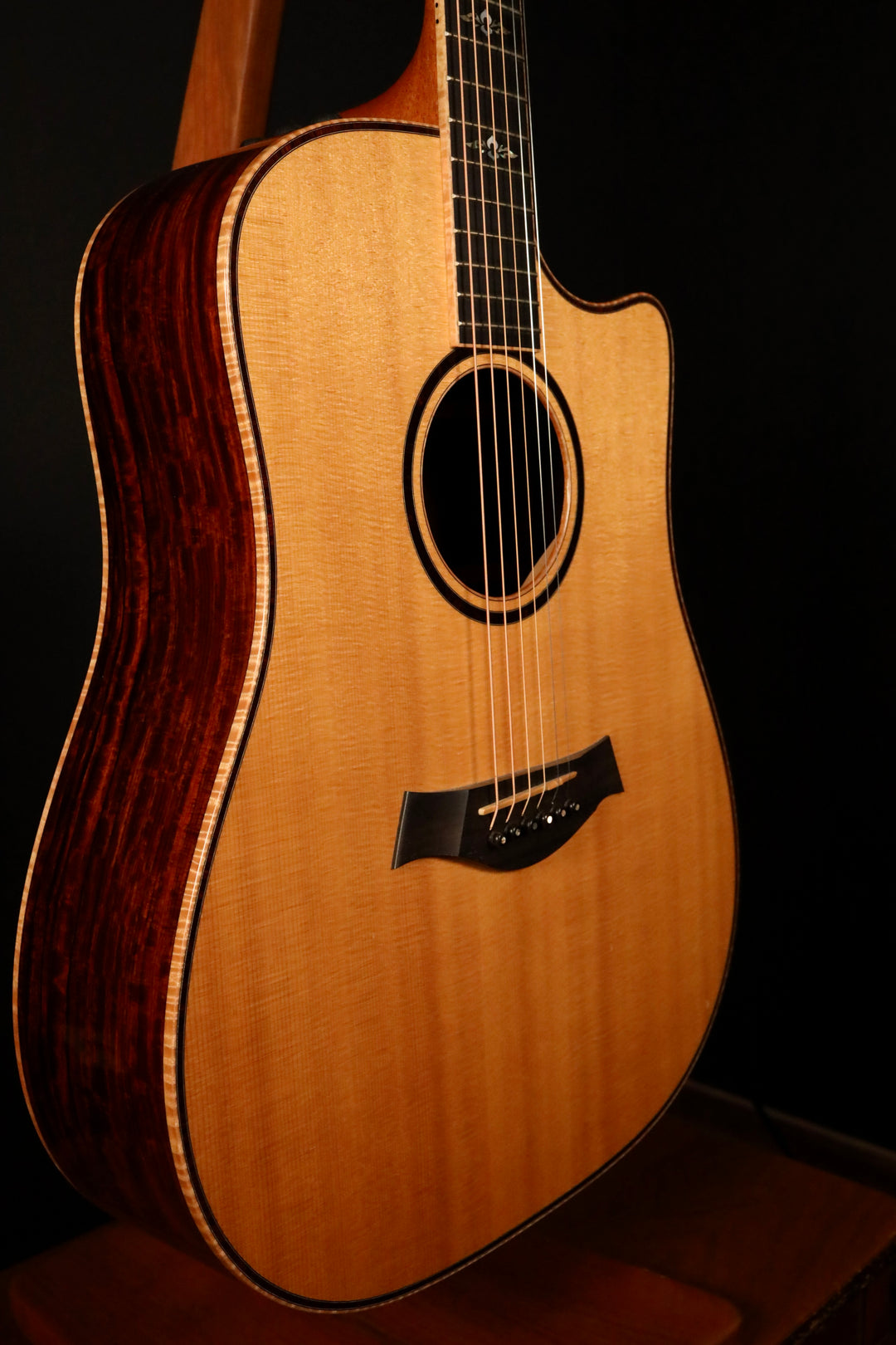 Taylor 810-CE-L7 Fall Limited 2004 - Sitka/Cocobolo