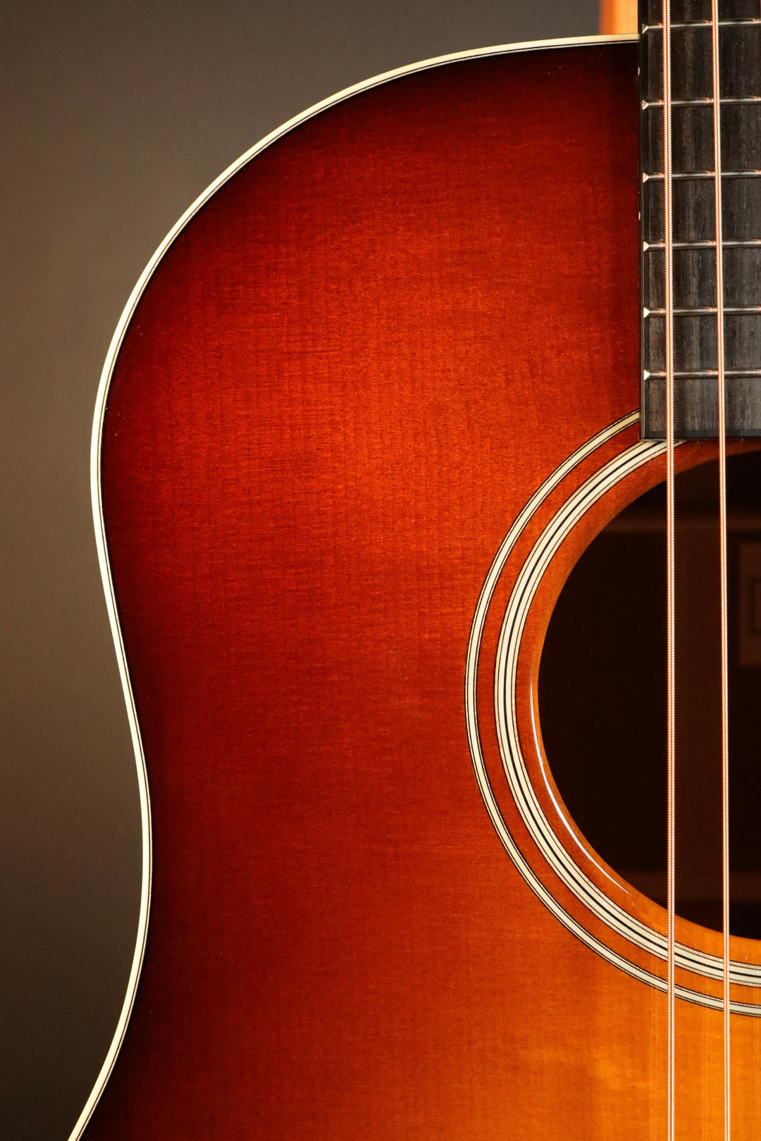 Santa Cruz Vintage Jumbo - German Spruce/Mahogany (NEW)