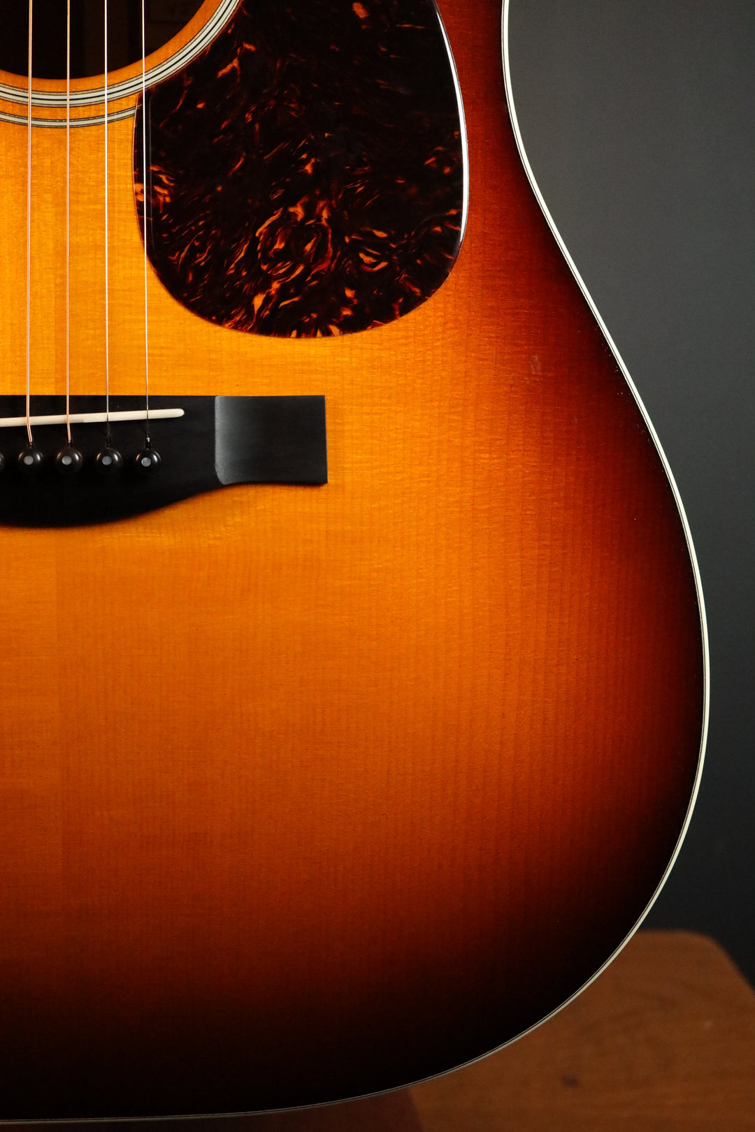 Santa Cruz Vintage Jumbo - German Spruce/Mahogany (NEW)