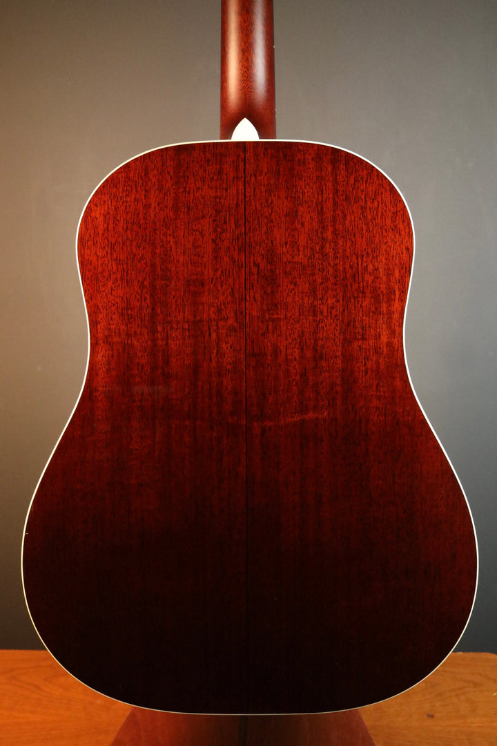 Santa Cruz Vintage Jumbo - German Spruce/Mahogany (NEW)