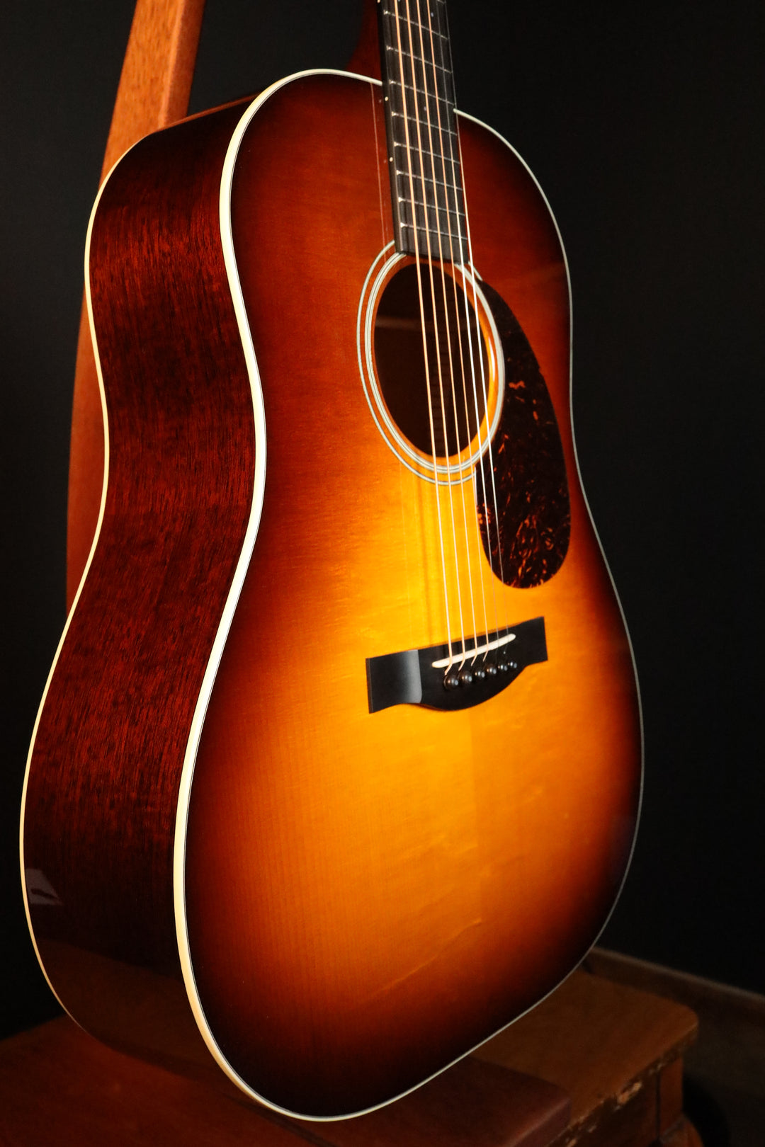 Santa Cruz Vintage Jumbo - German Spruce/Mahogany (NEW)