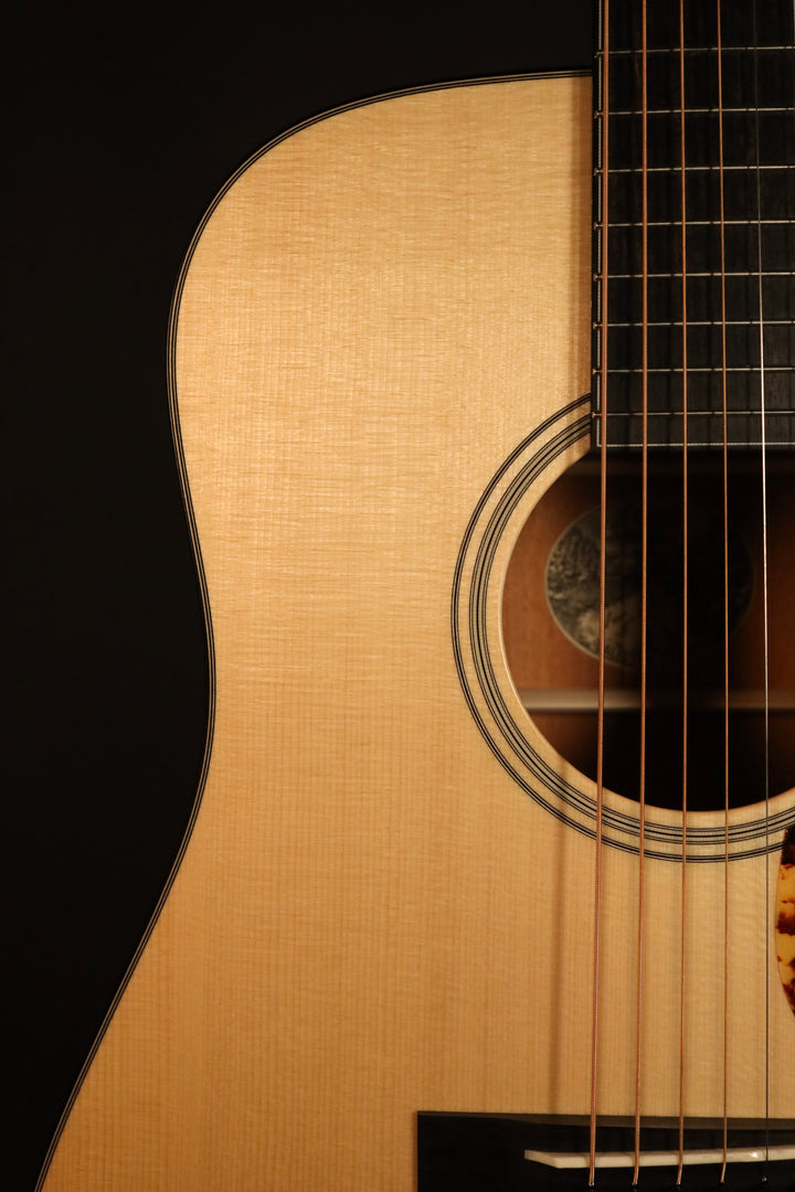 Collings CW Mh A - Adirondack Spruce/Mahogany (NEW)