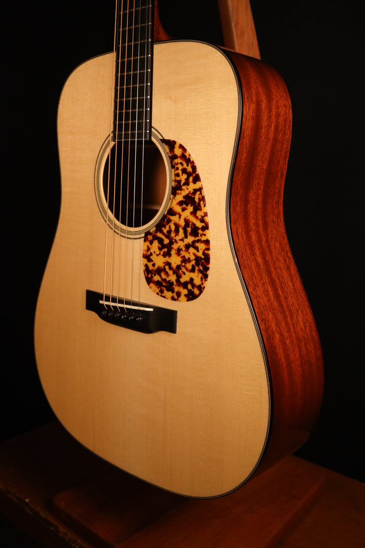 Collings CW Mh A - Adirondack Spruce/Mahogany (NEW)