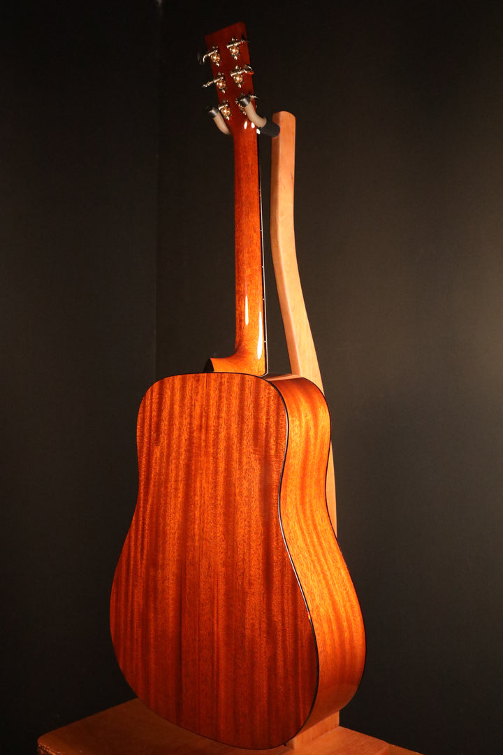 Collings CW Mh A - Adirondack Spruce/Mahogany (NEW)
