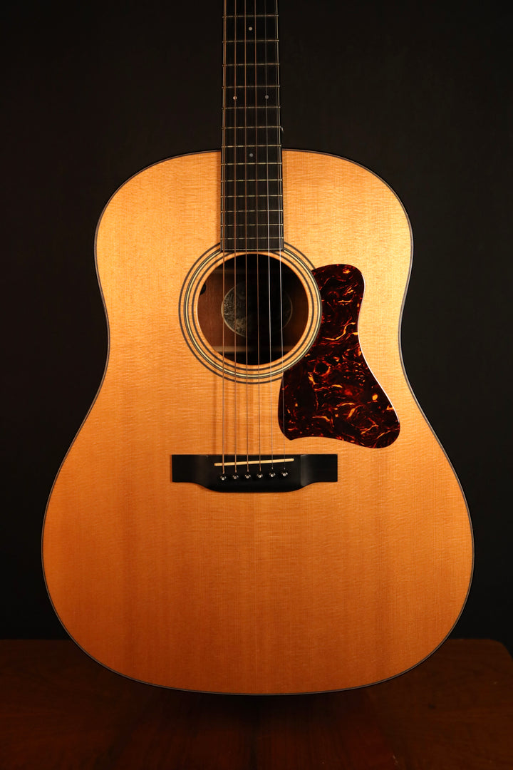 Collings CJ Mh SS - Sitka Spruce/Mahogany, K&amp;K pickup (Used - 2011)
