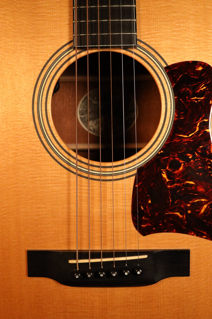 Collings CJ Mh SS - Sitka Spruce/Mahogany, K&amp;K pickup (Used - 2011)