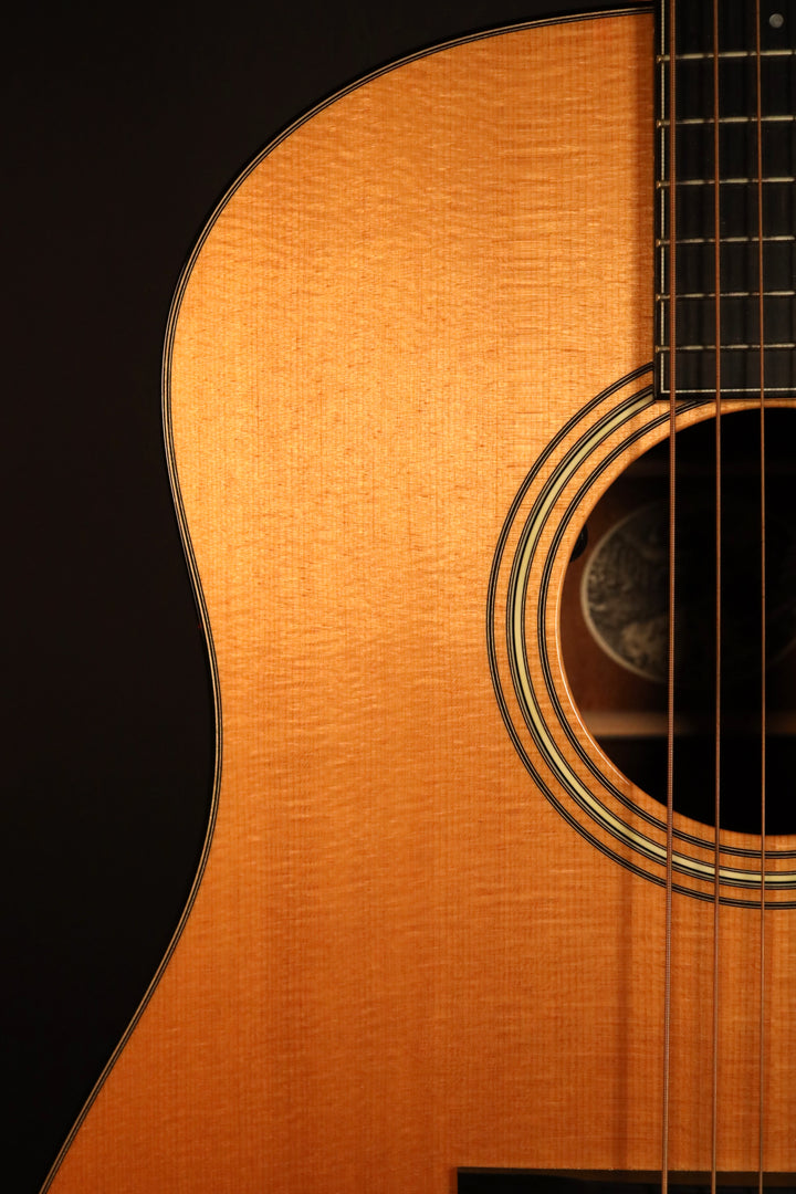 Collings CJ Mh SS - Sitka Spruce/Mahogany, K&amp;K pickup (Used - 2011)