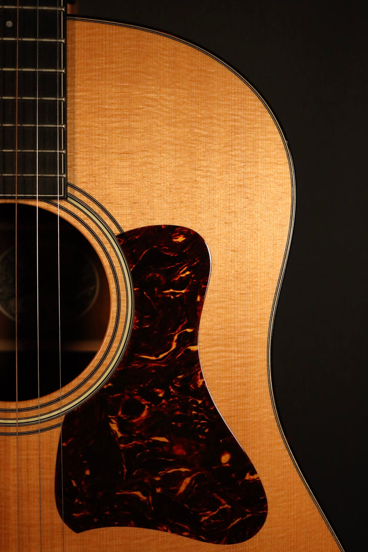 Collings CJ Mh SS - Sitka Spruce/Mahogany, K&amp;K pickup (Used - 2011)