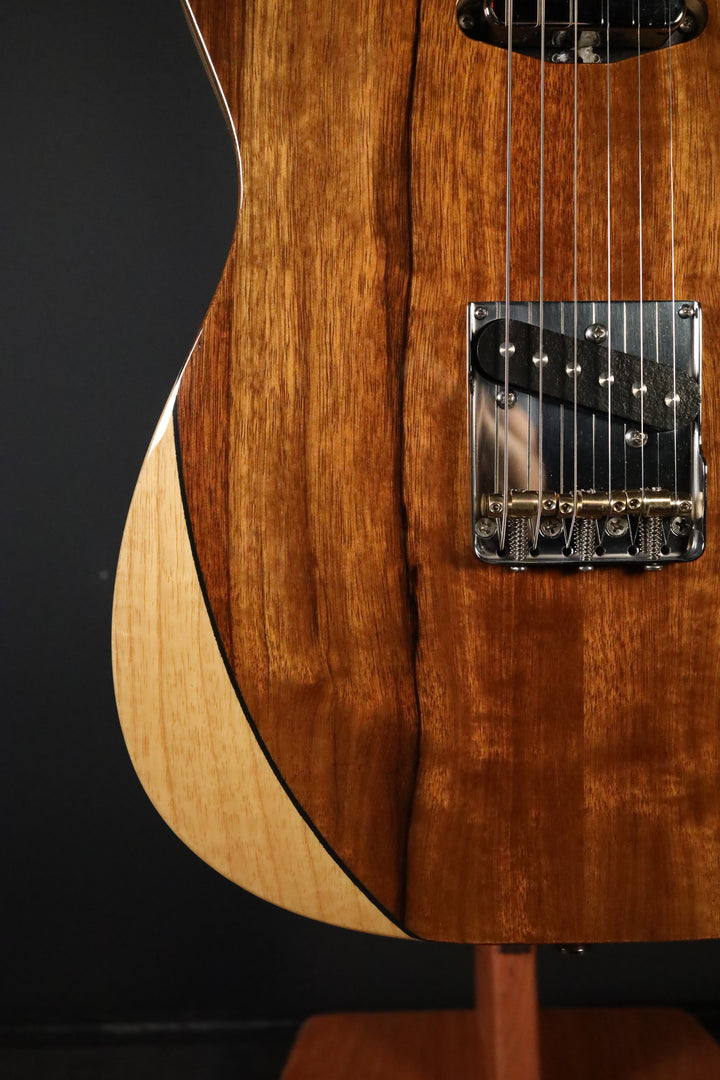 Larrivee Baker-T Pro - Black Limba