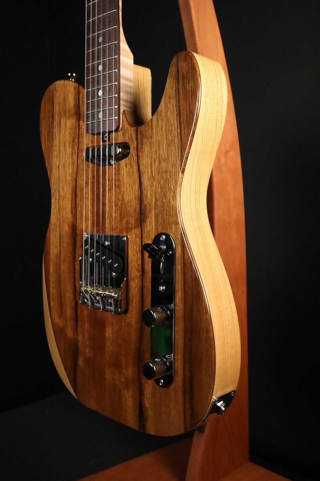 Larrivee Baker-T Pro - Black Limba