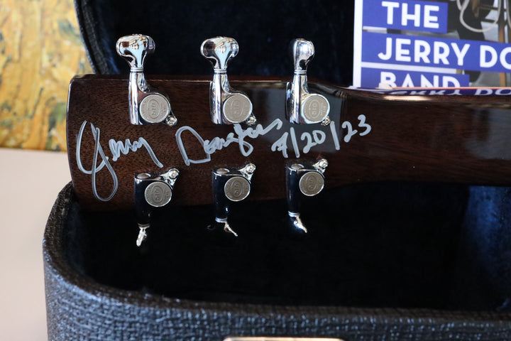 Beard Jerry Douglas "Black Beard" Guitar (played on stage and signed by Jerry Douglas)