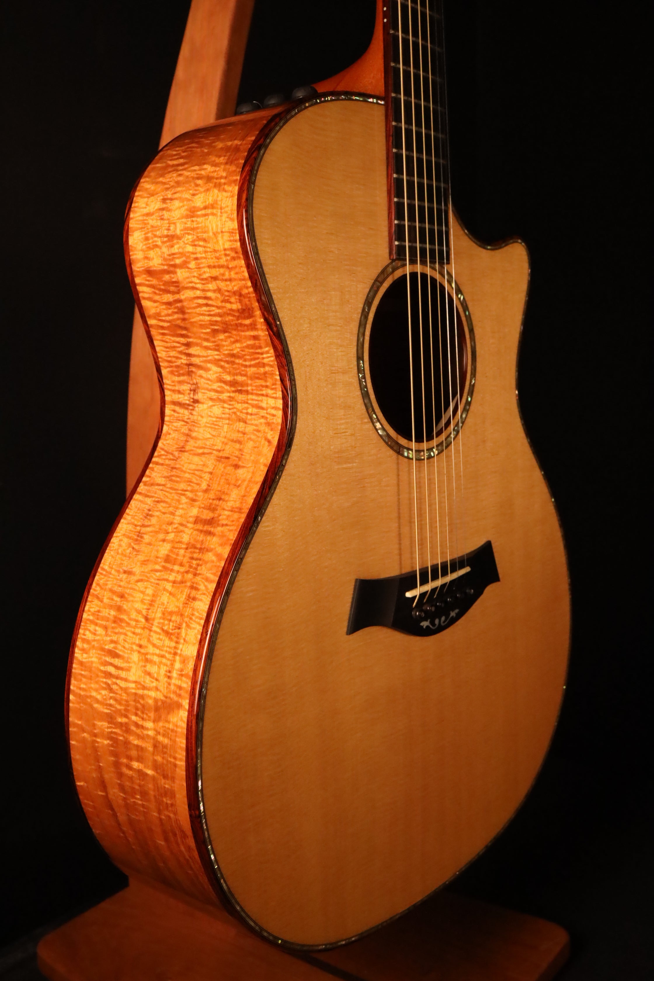 Taylor Fall Limited Koa GA - Sitka/Koa (2008) – Organic Sounds