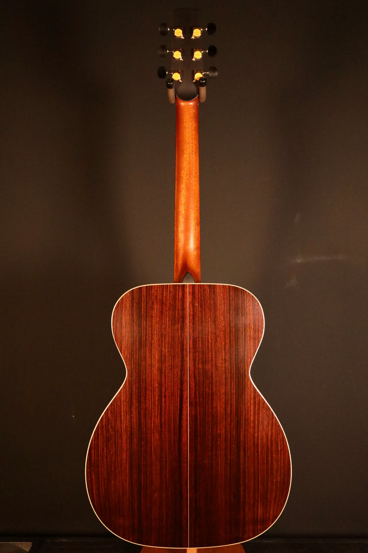 McNally OM32 - Sitka Spruce/East Indian Rosewood (NEW)