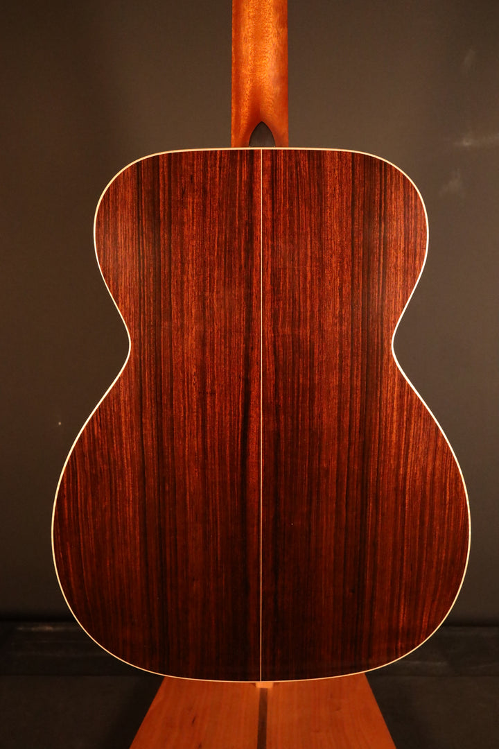 McNally OM32 - Sitka Spruce/East Indian Rosewood (NEW)
