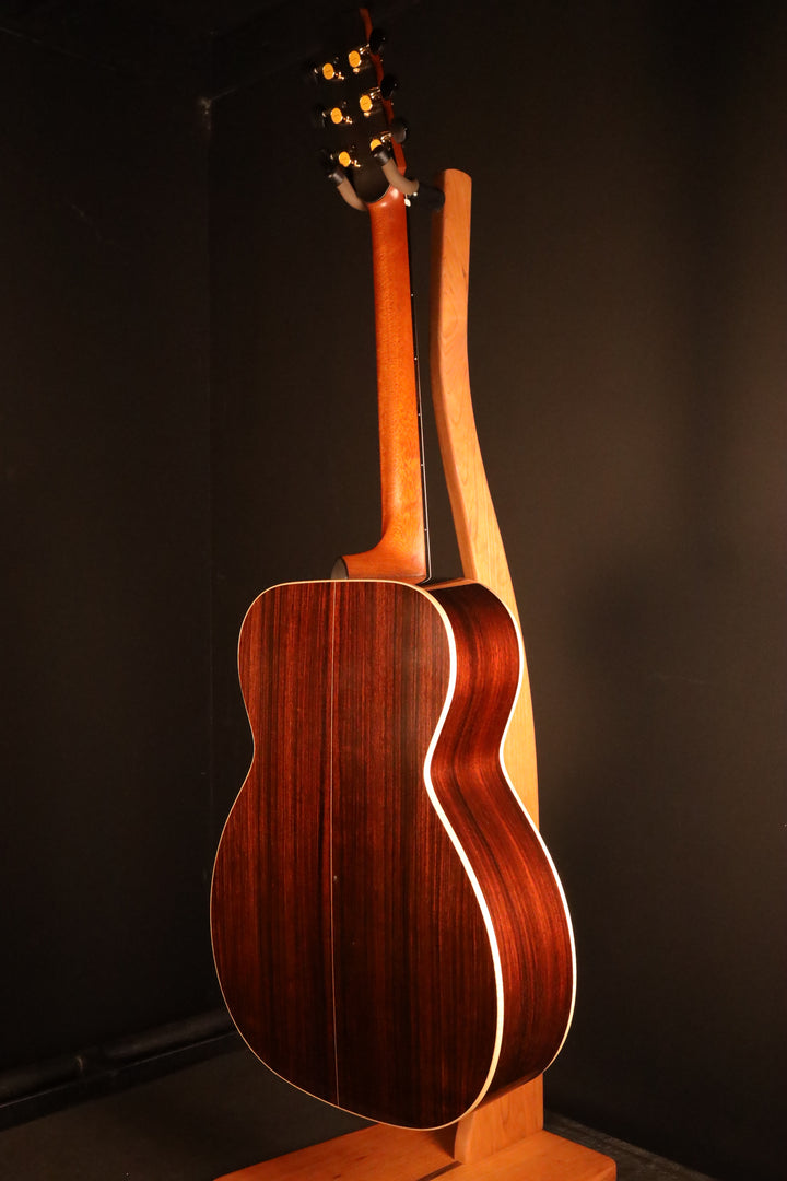 McNally OM32 - Sitka Spruce/East Indian Rosewood (NEW)