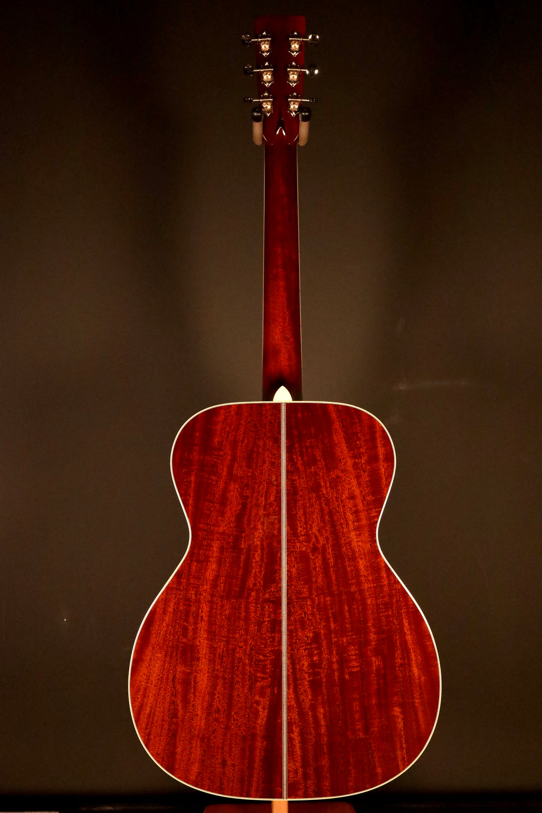 Santa Cruz 1934 OM - Old Growth Adirondack Spruce/Old Growth Mahogany (NEW)
