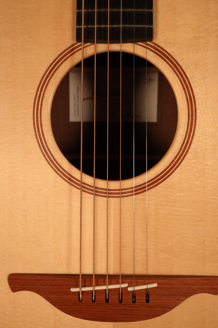 Lowden F-32C - Sitka Spruce/East Indian Rosewood (NEW)