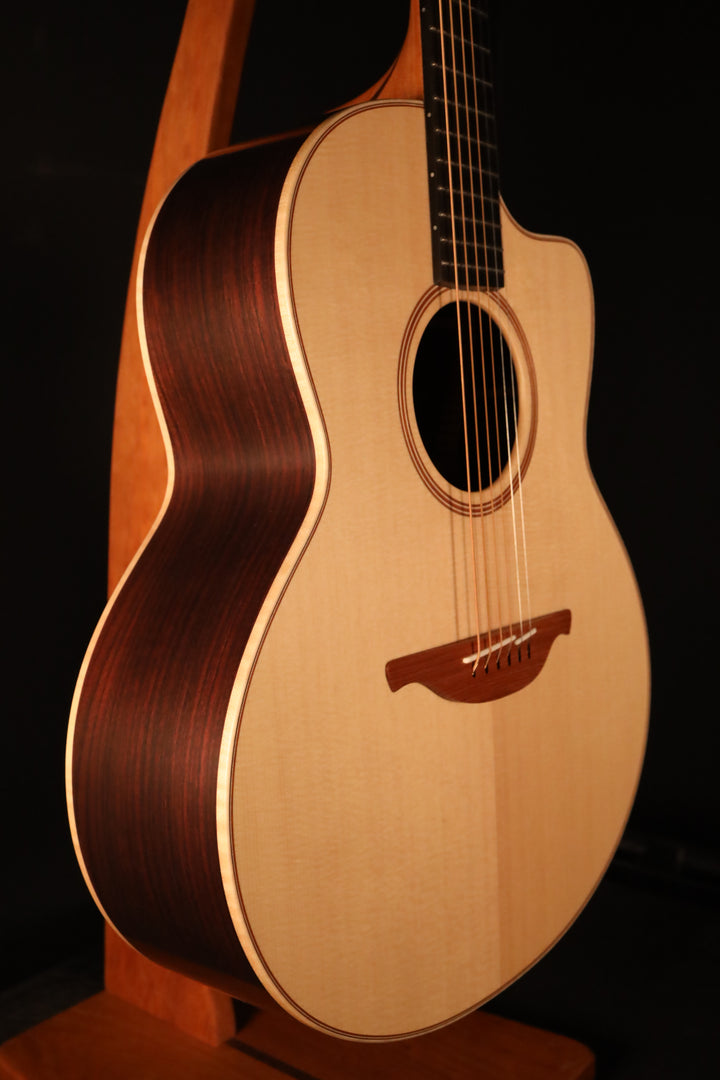 Lowden F-32C - Sitka Spruce/East Indian Rosewood (NEW)