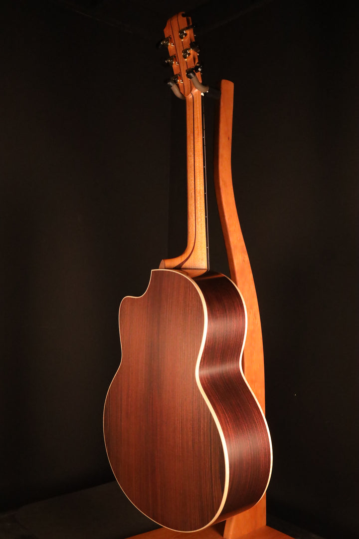 Lowden F-32C - Sitka Spruce/East Indian Rosewood (NEW)