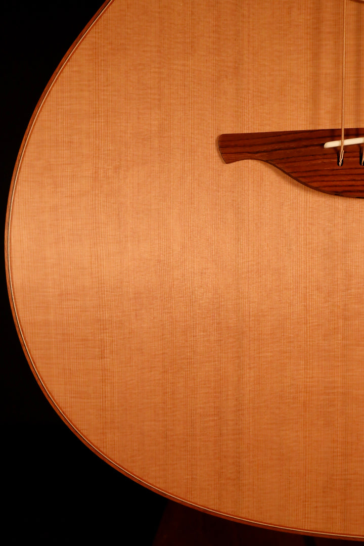 Lowden O-25 - Red Cedar/East Indian Rosewood (NEW)
