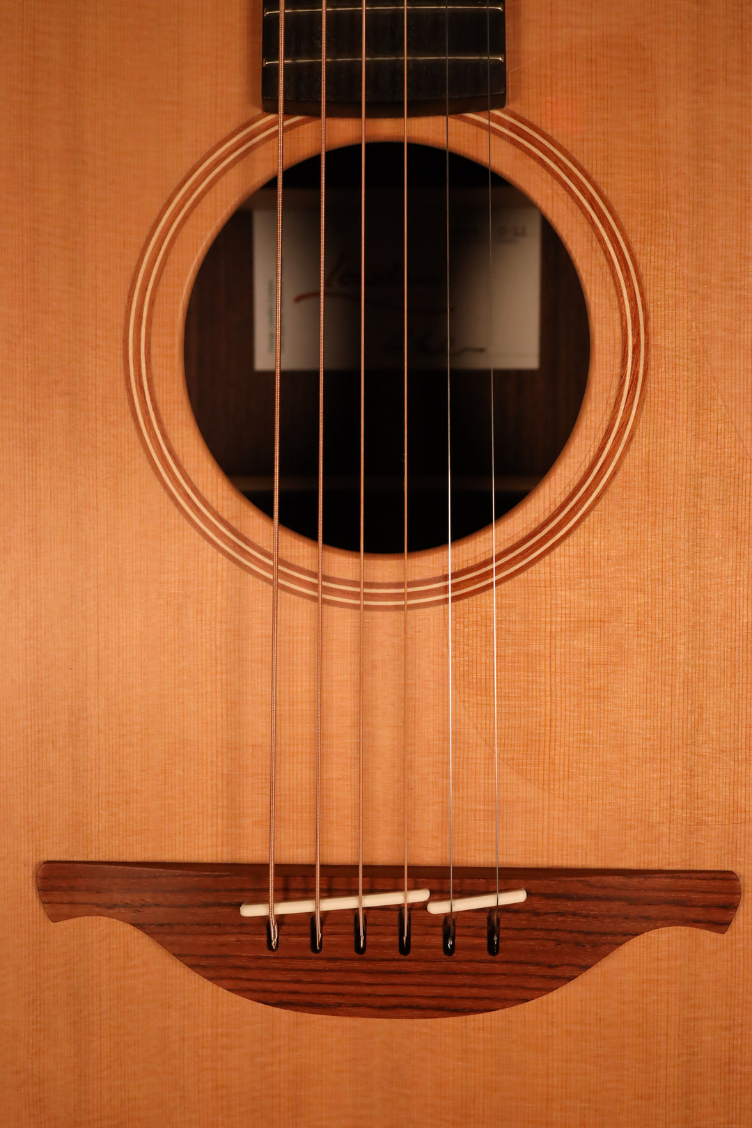 Lowden O-25 - Red Cedar/East Indian Rosewood (NEW)