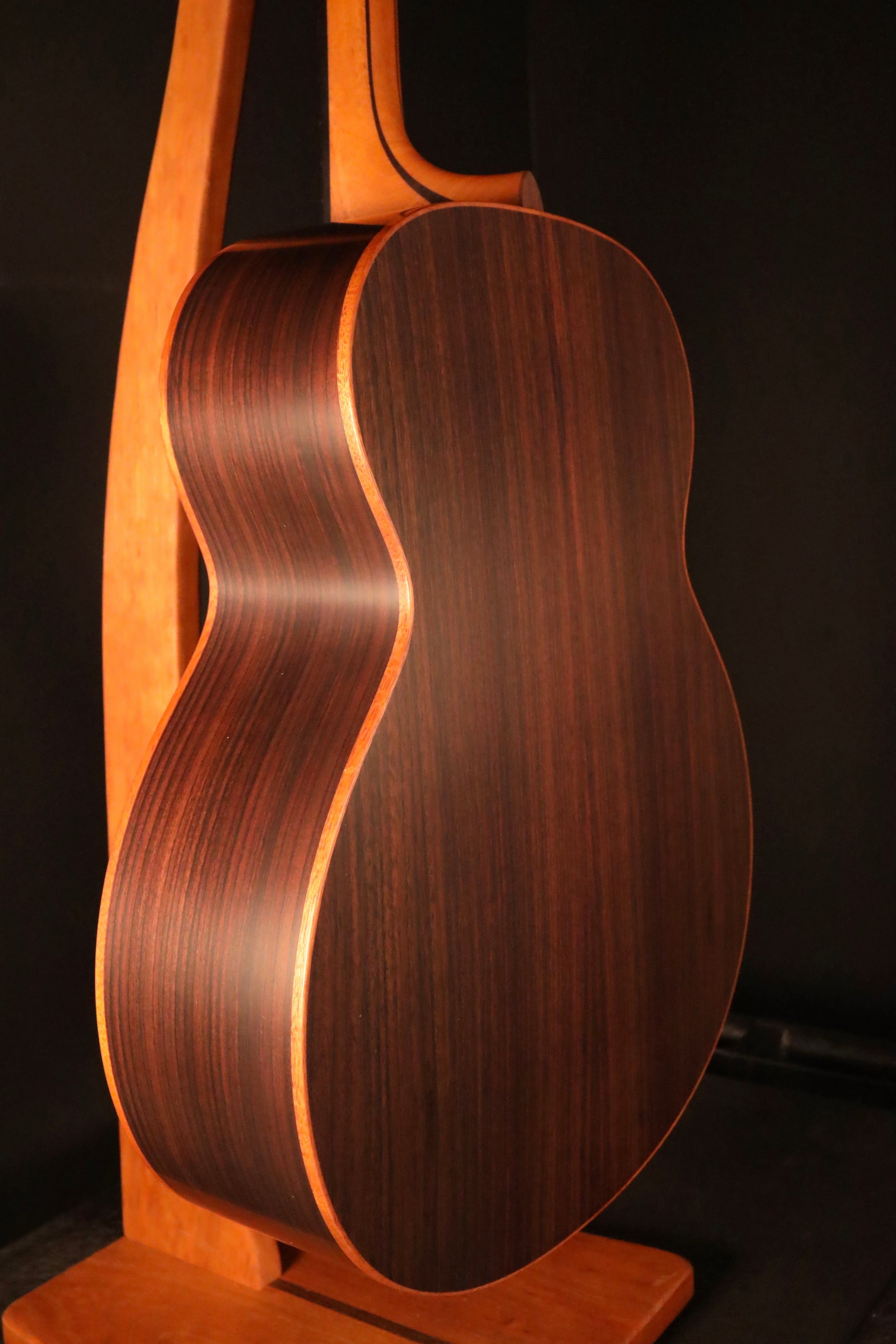 Lowden O-25 - Red Cedar/East Indian Rosewood – Organic Sounds