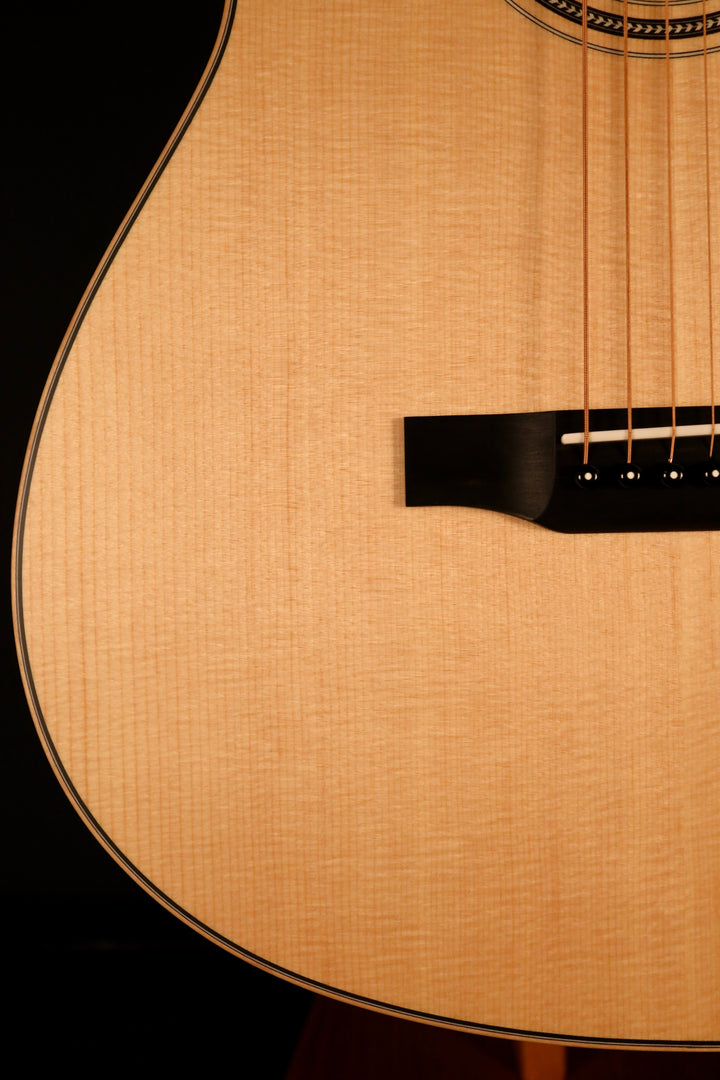 Larrivee C-03R-TE Tommy Emmanuel Custom Shop Tribute Guitar (NEW)
