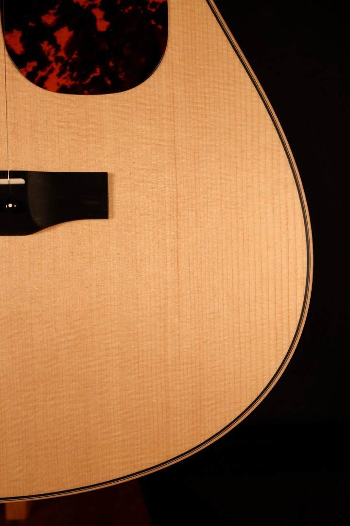 Larrivee C-03R-TE Tommy Emmanuel Custom Shop Tribute Guitar (NEW)